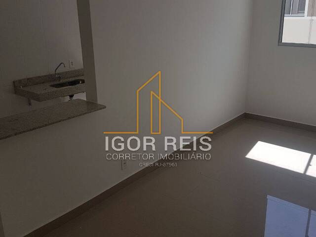 Apartamento para Venda em Campos dos Goytacazes - 4