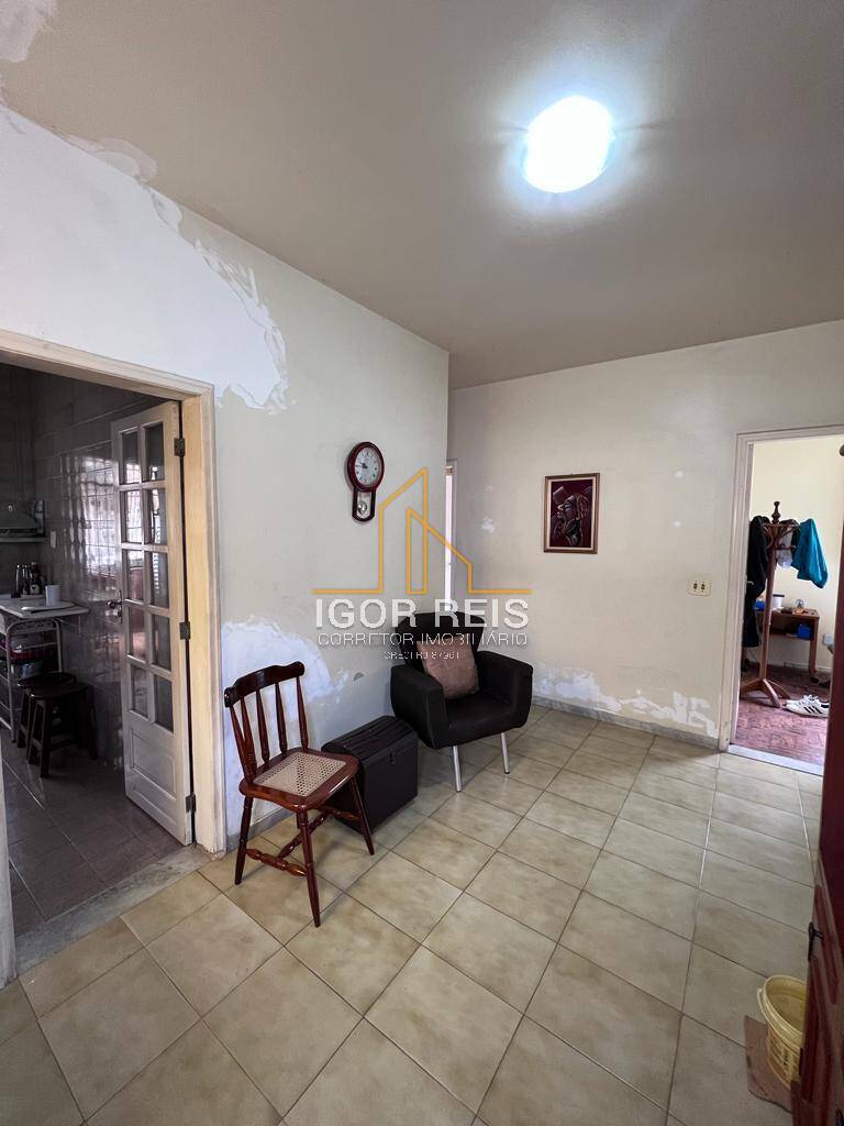 Casa à venda com 4 quartos, 161m² - Foto 5