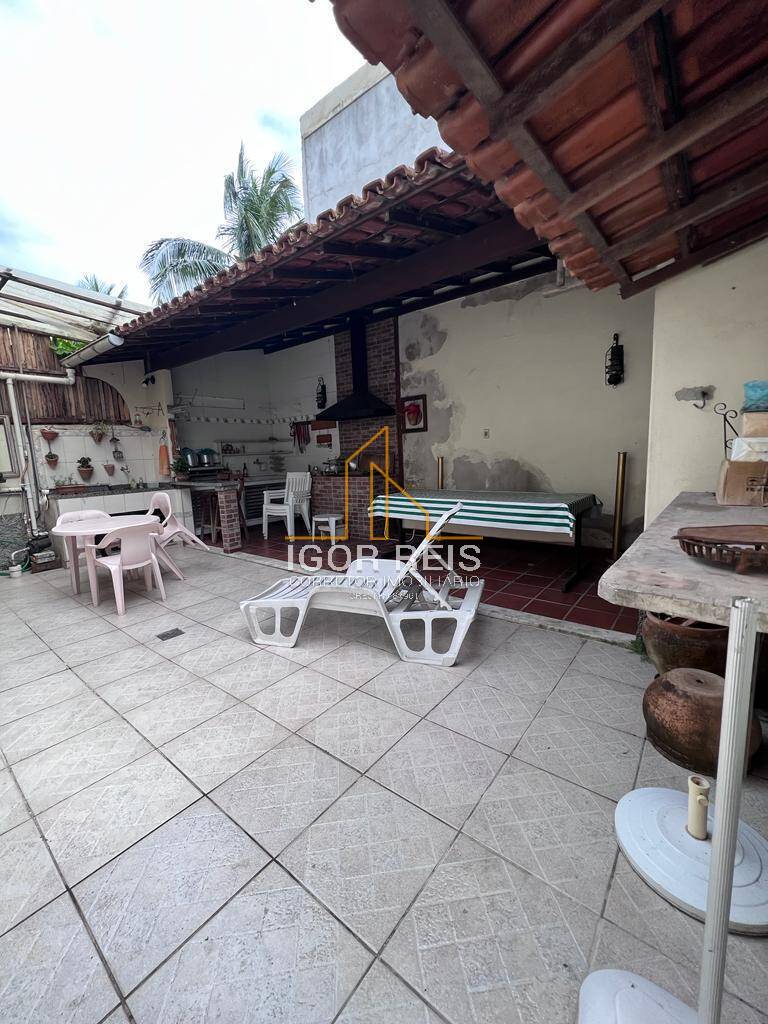 Casa à venda com 4 quartos, 161m² - Foto 15