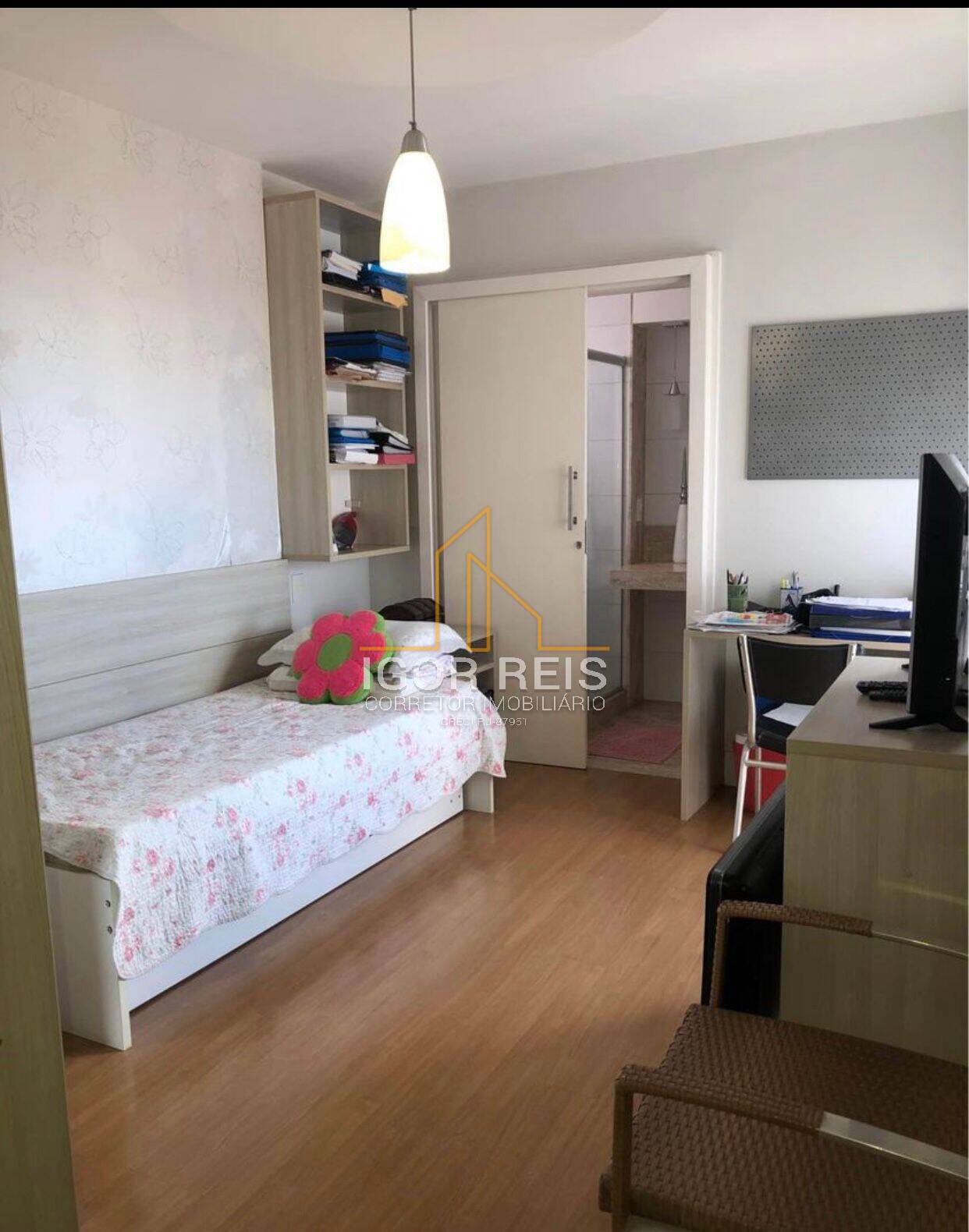 Apartamento à venda com 3 quartos, 150m² - Foto 7