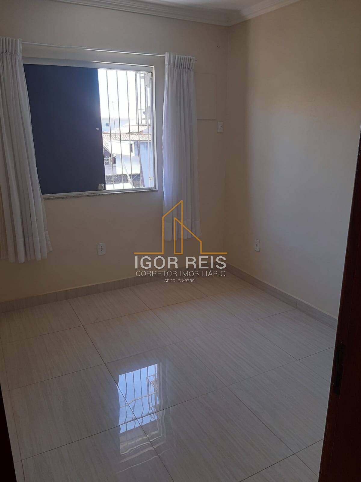 Casa à venda com 3 quartos, 120m² - Foto 14