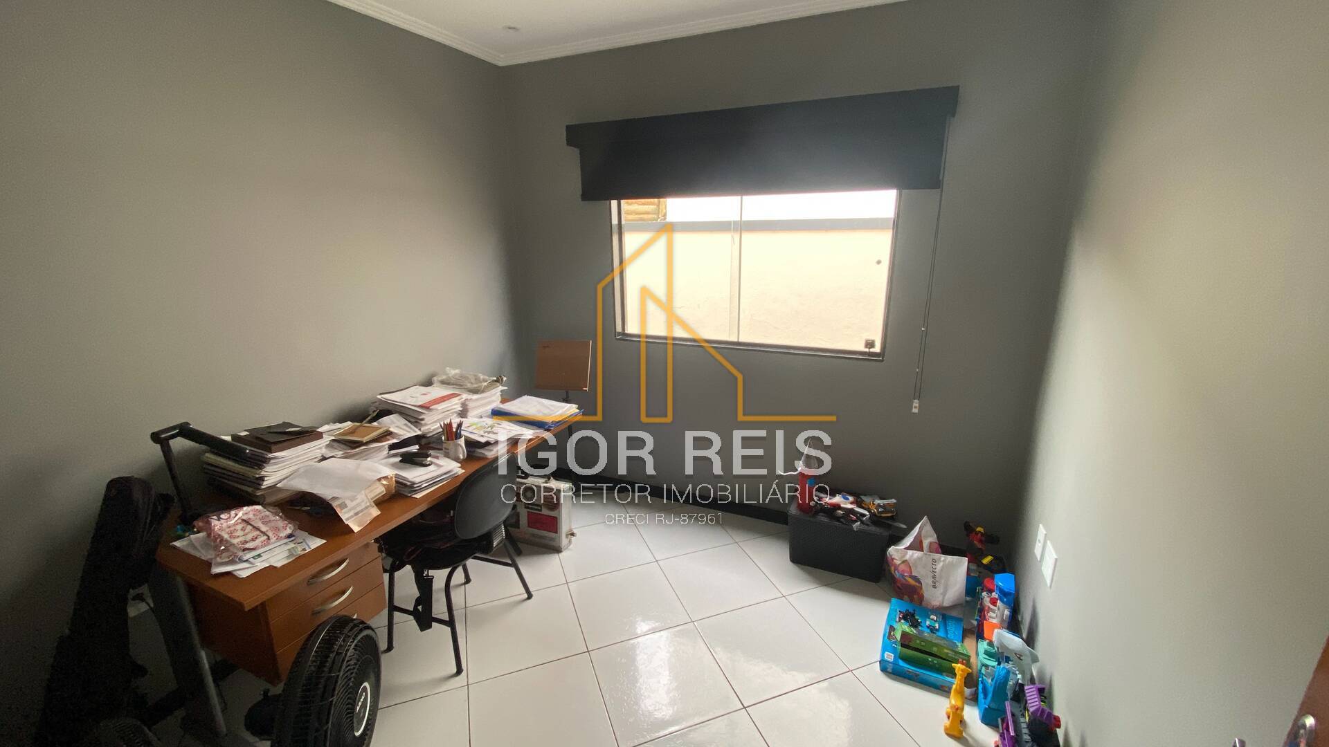 Casa de Condomínio à venda com 3 quartos, 300m² - Foto 11