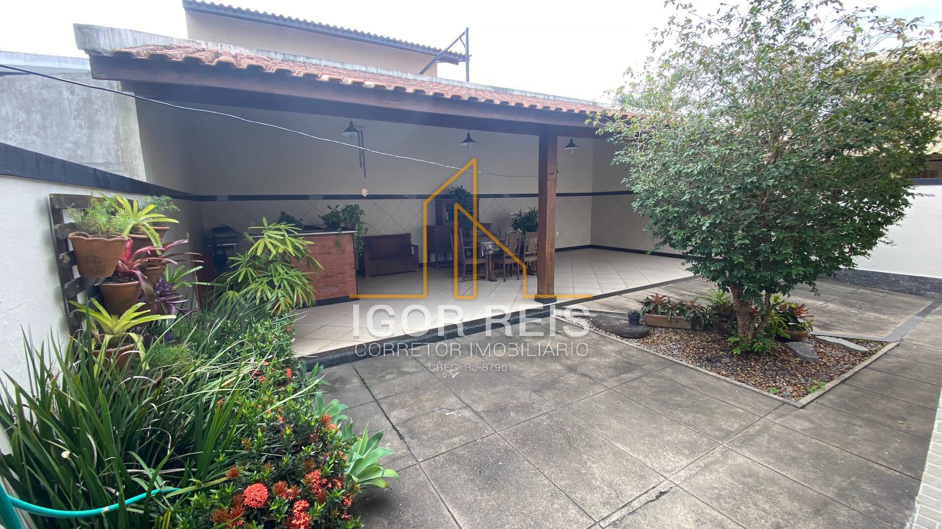 Casa de Condomínio à venda com 3 quartos, 300m² - Foto 16