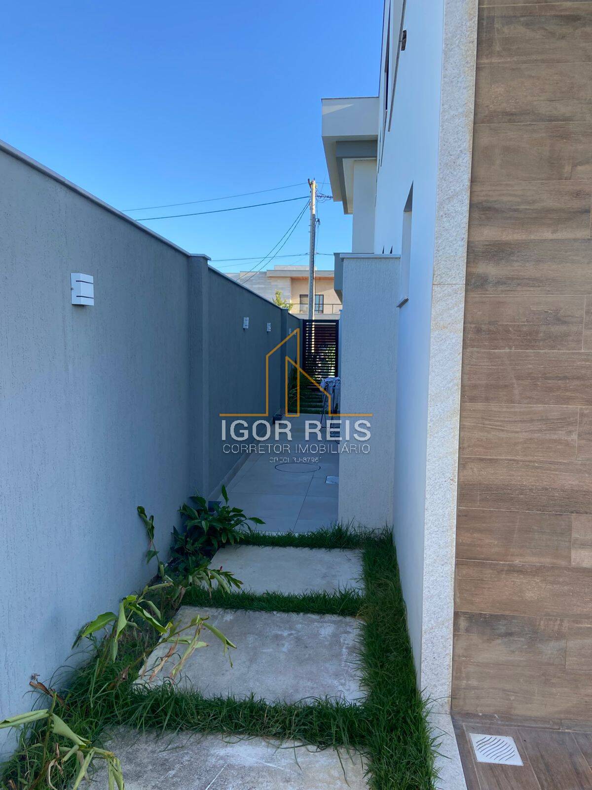 Casa de Condomínio para alugar com 4 quartos, 400m² - Foto 14