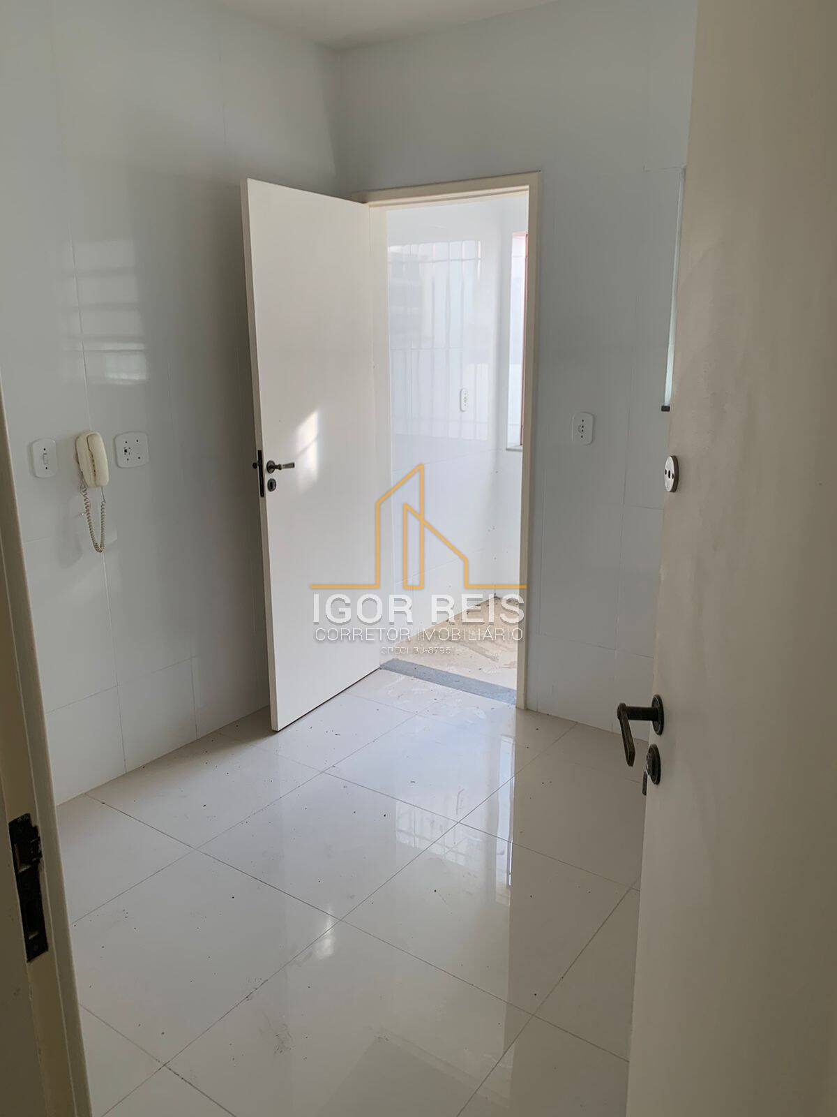 Apartamento à venda com 2 quartos, 71m² - Foto 6