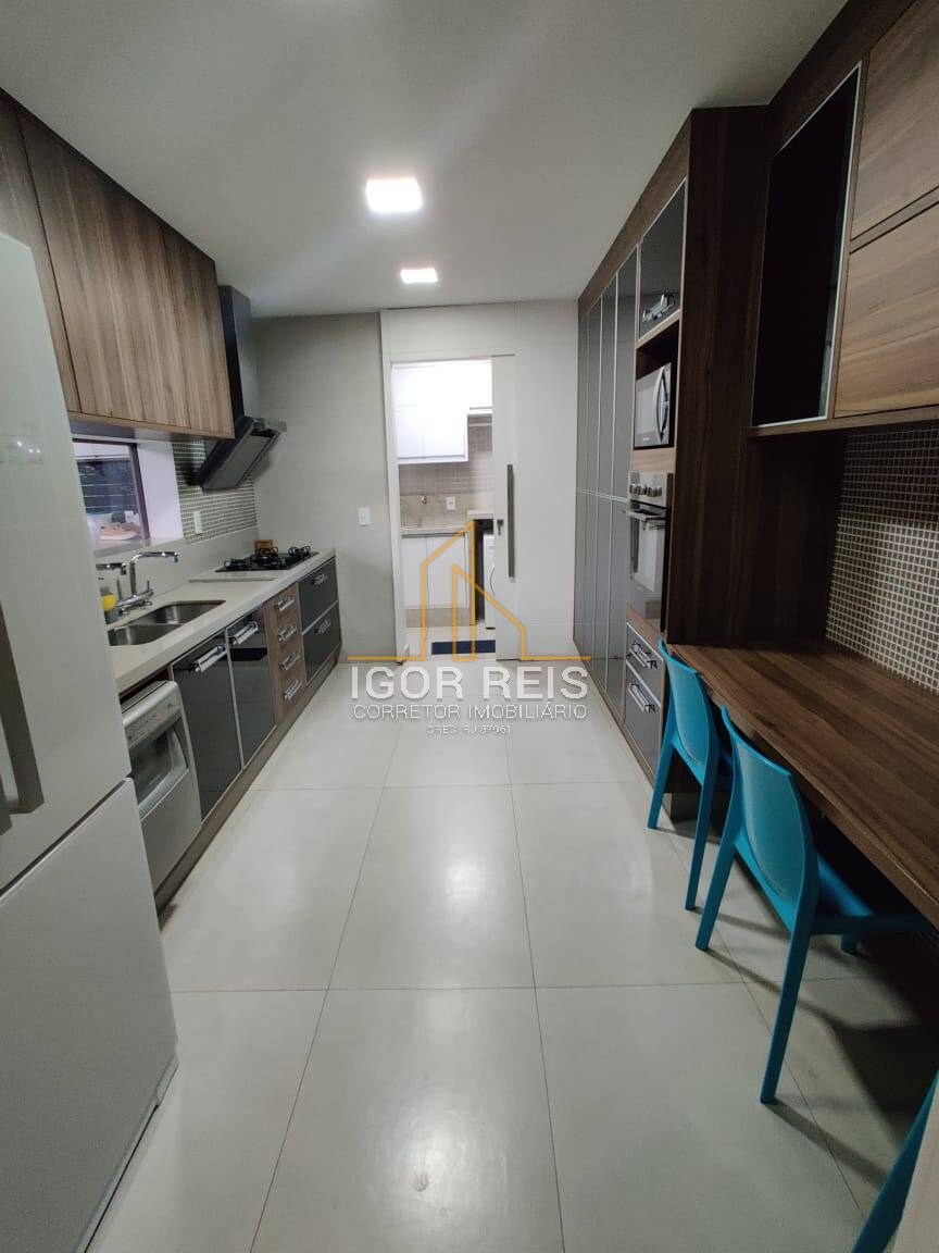 Casa de Condomínio à venda com 3 quartos, 250m² - Foto 6