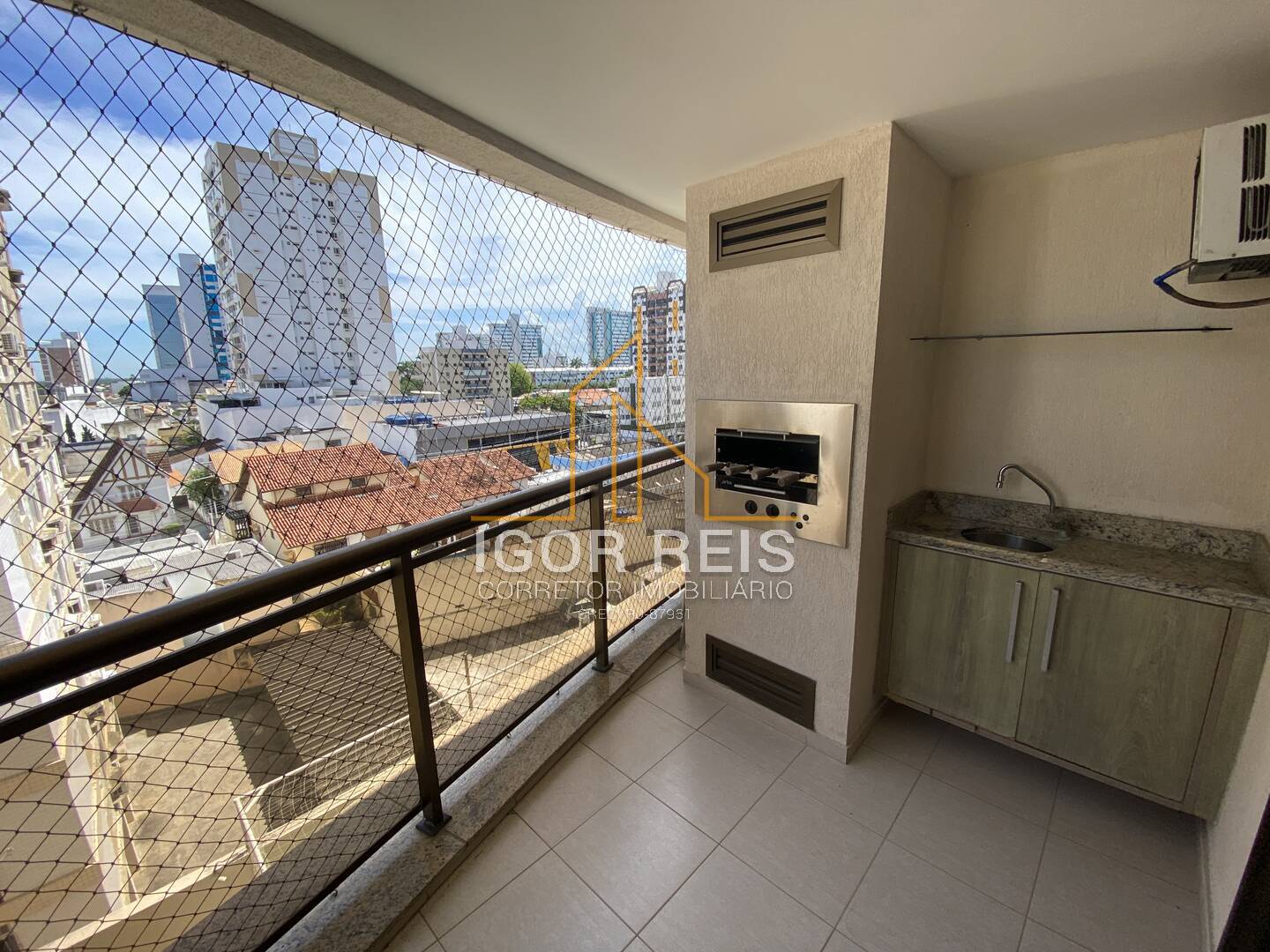 Apartamento à venda com 2 quartos, 68m² - Foto 5