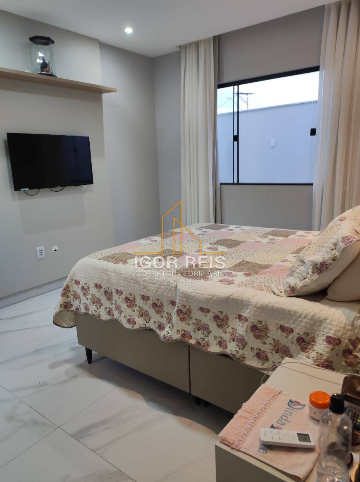 Casa de Condomínio para alugar com 3 quartos, 225m² - Foto 17